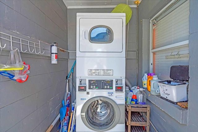 1761 SIESTA DR & 1760 WISCONSIN LN, Sarasota, FL 34239