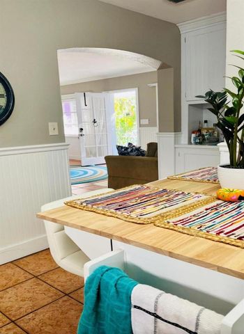 1761 SIESTA DR & 1760 WISCONSIN LN, Sarasota, FL 34239