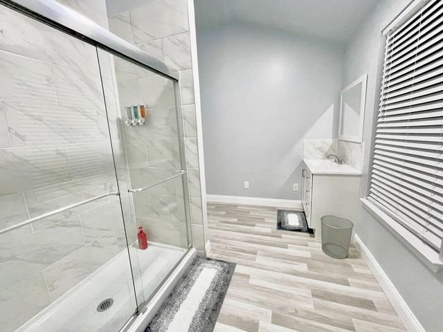 16959 Great Glen Drive, Houston, TX 77084