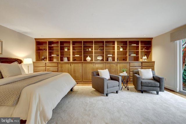 6304 DUNAWAY CT, Mclean, VA 22101