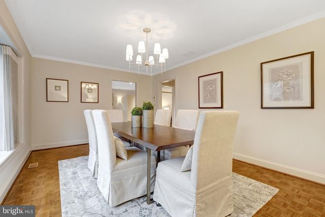 6304 DUNAWAY CT, Mclean, VA 22101