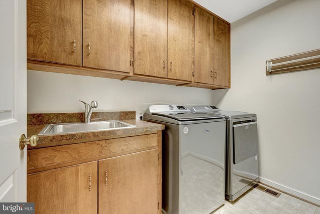 6304 DUNAWAY CT, Mclean, VA 22101