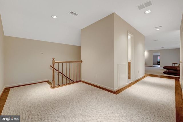 6304 DUNAWAY CT, Mclean, VA 22101