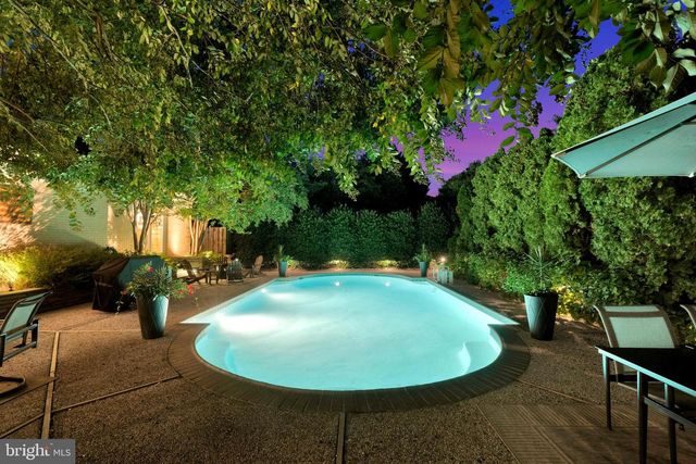 6304 DUNAWAY CT, Mclean, VA 22101