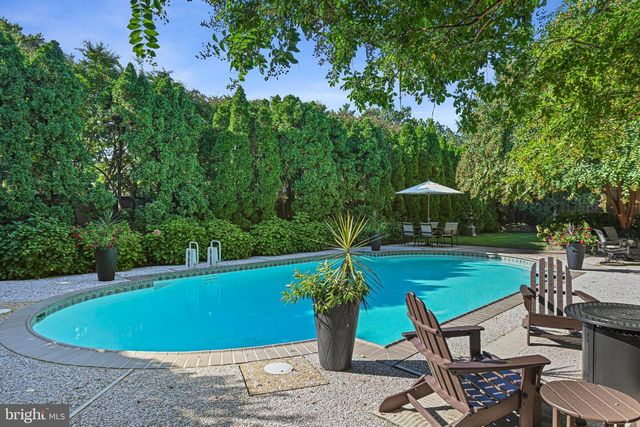 6304 DUNAWAY CT, Mclean, VA 22101