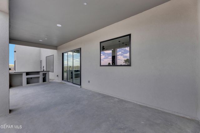 308 Rio El Jardin Drive, El Paso, TX 79932