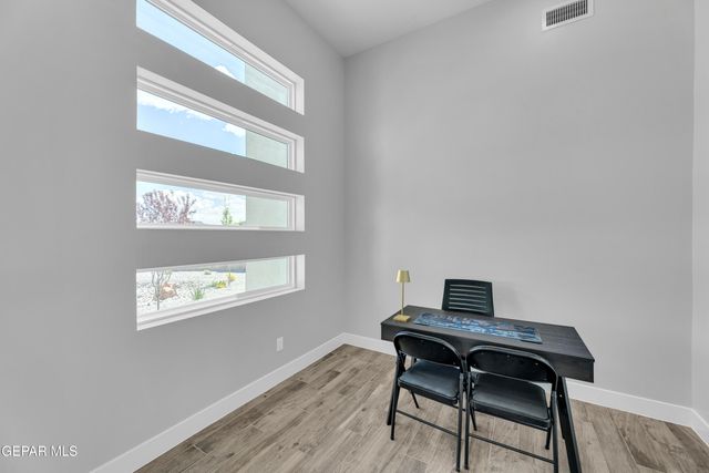 308 Rio El Jardin Drive, El Paso, TX 79932