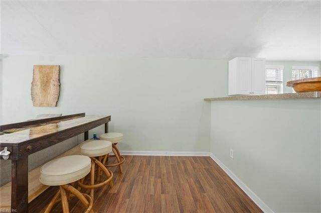 648 Luther St, Chesapeake, VA 23322