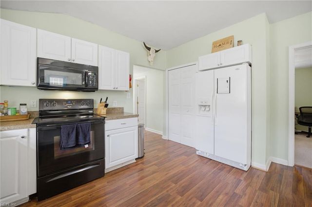 648 Luther St, Chesapeake, VA 23322