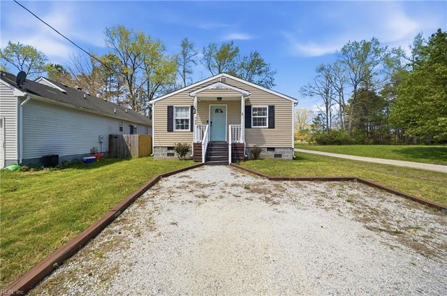 648 Luther St, Chesapeake, VA 23322