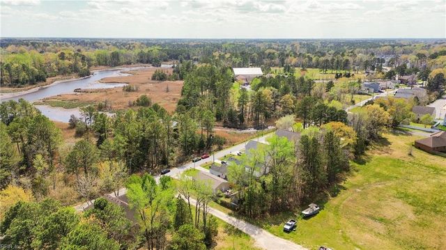 648 Luther St, Chesapeake, VA 23322