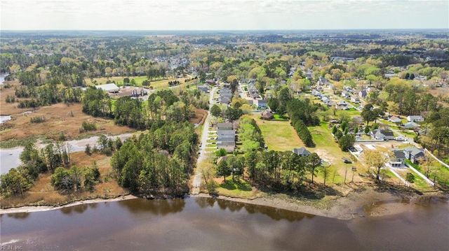 648 Luther St, Chesapeake, VA 23322