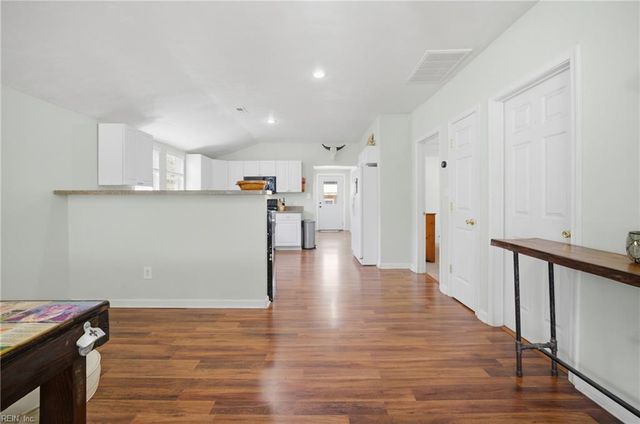 648 Luther St, Chesapeake, VA 23322