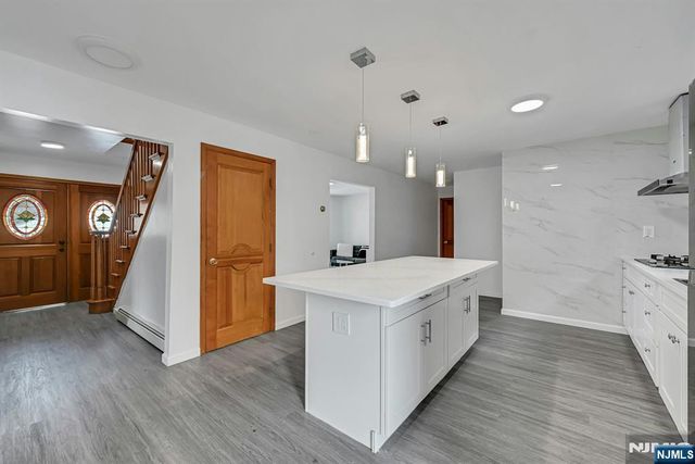 34 Locust Street, Elmwood Park, NJ 07407