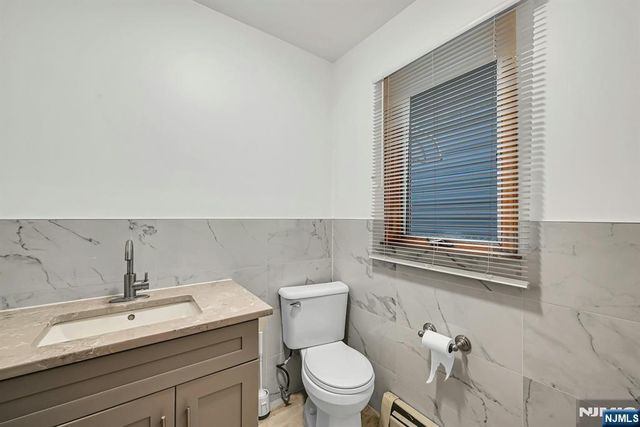 34 Locust Street, Elmwood Park, NJ 07407