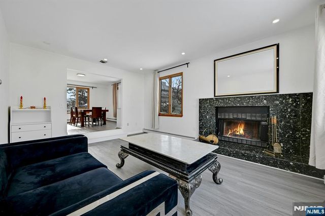 34 Locust Street, Elmwood Park, NJ 07407