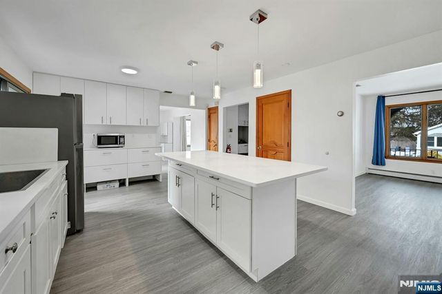 34 Locust Street, Elmwood Park, NJ 07407