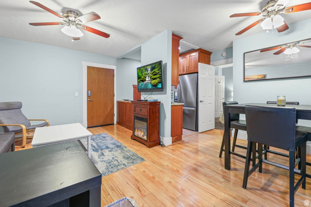Image 3 of property listing at 125 E 1ST AVE #206, Salt Lake City, UT 84103