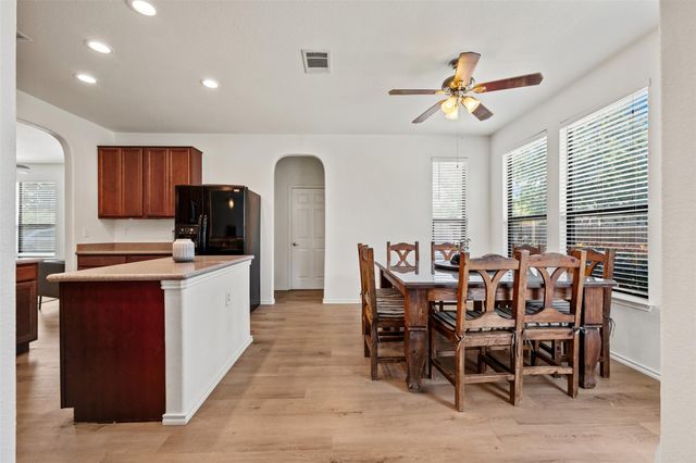 6317 Baythorne DR, Austin, TX 78747