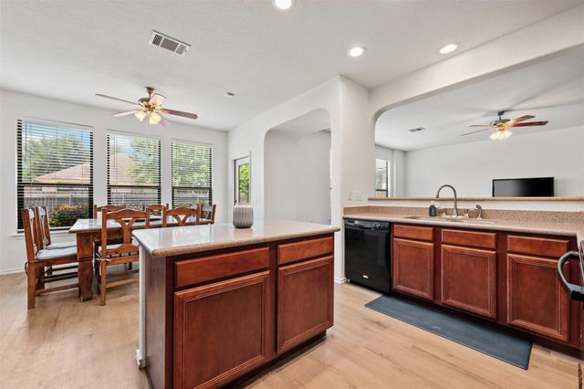 6317 Baythorne DR, Austin, TX 78747