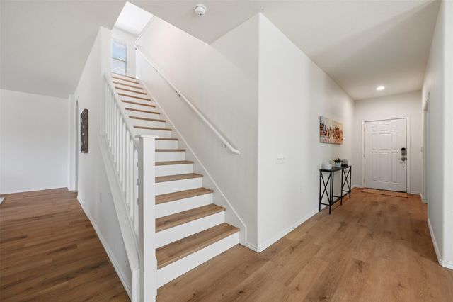 6317 Baythorne DR, Austin, TX 78747