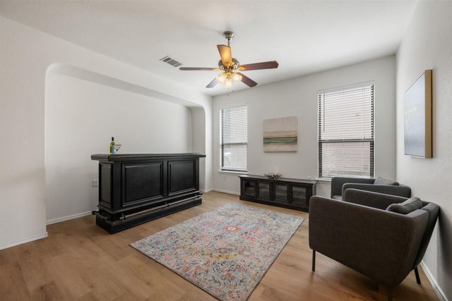 6317 Baythorne DR, Austin, TX 78747