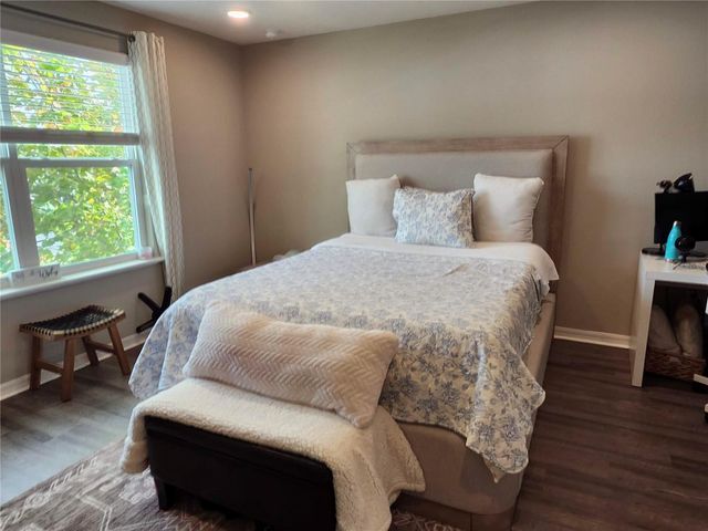 4718 LEGENDARY OAKS STREET, Tampa, FL 33610