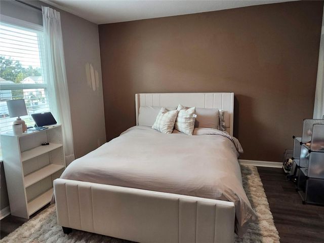 4718 LEGENDARY OAKS STREET, Tampa, FL 33610