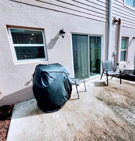 4718 LEGENDARY OAKS STREET, Tampa, FL 33610