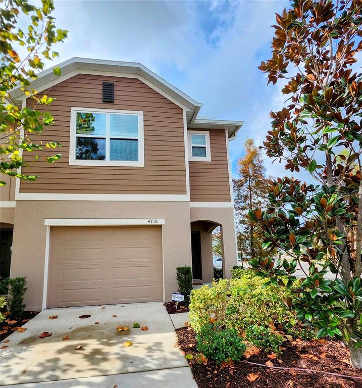 4718 LEGENDARY OAKS STREET, Tampa, FL 33610