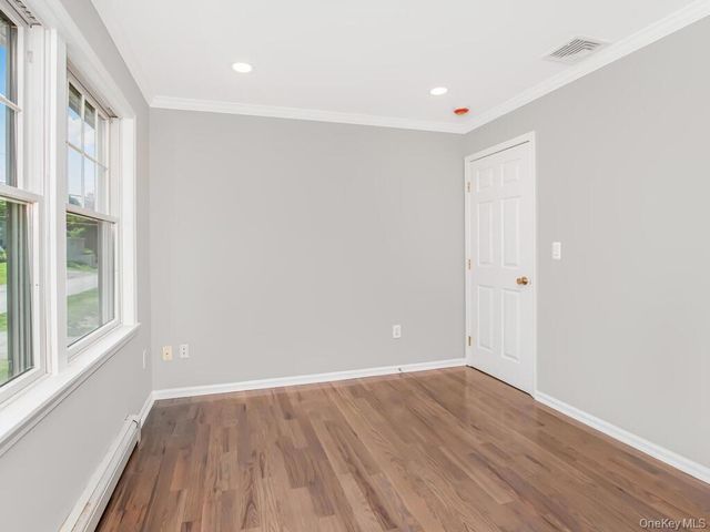 237 Brady Avenue, Hawthorne, NY 10532