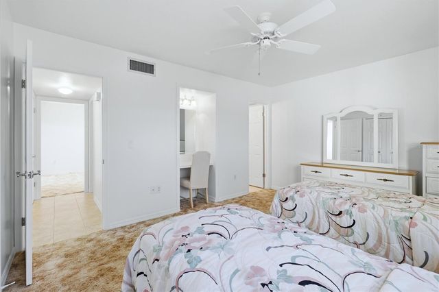 1585 TARPON CENTER DRIVE 29, Venice, FL 34285