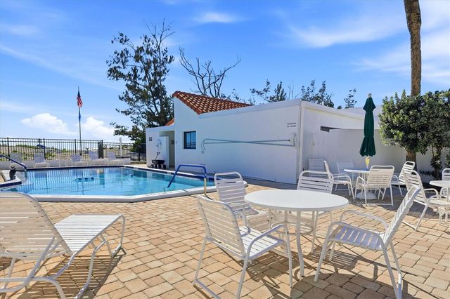 1585 TARPON CENTER DRIVE 29, Venice, FL 34285