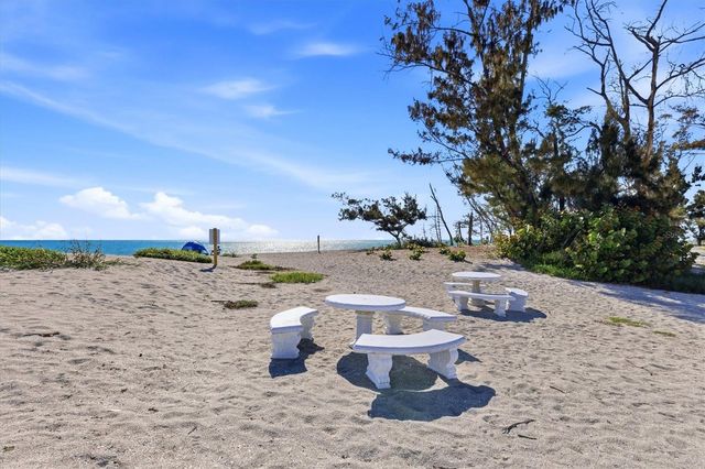 1585 TARPON CENTER DRIVE 29, Venice, FL 34285