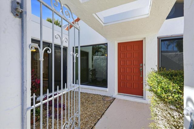 1585 TARPON CENTER DRIVE 29, Venice, FL 34285