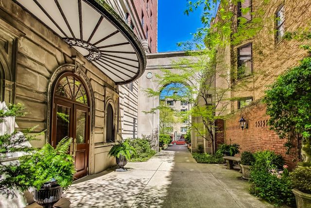 431 W OAKDALE Avenue 11A, Chicago, IL 60657