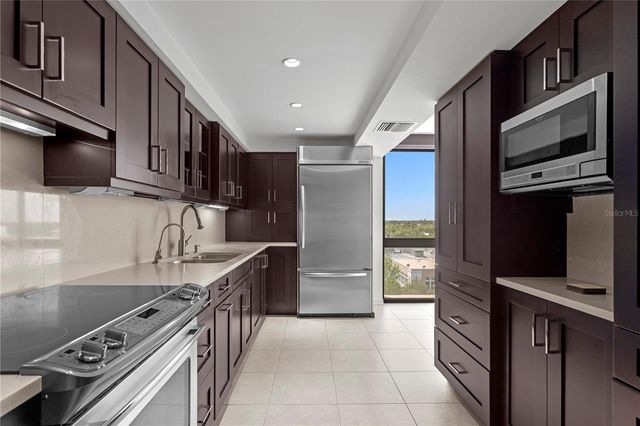 3301 BAYSHORE BOULEVARD 810A, Tampa, FL 33629