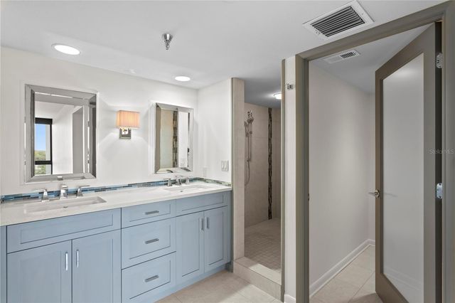 3301 BAYSHORE BOULEVARD 810A, Tampa, FL 33629