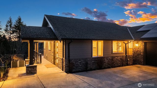 15205 152nd Avenue NE, Woodinville, WA 98072