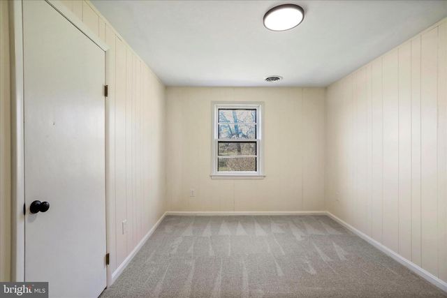 373 WALTON ST, Strasburg, VA 22657