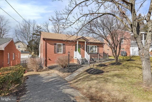 373 WALTON ST, Strasburg, VA 22657