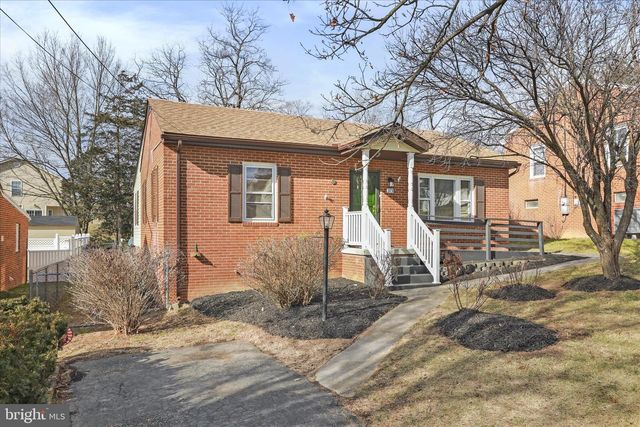 373 WALTON ST, Strasburg, VA 22657