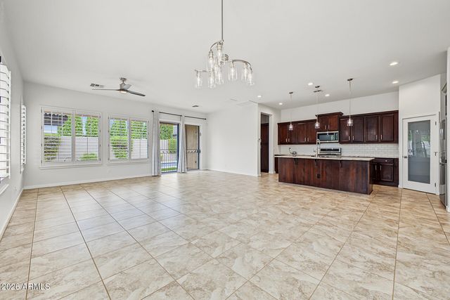 10646 E NIDO Avenue, Mesa, AZ 85209