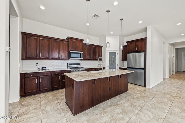 10646 E NIDO Avenue, Mesa, AZ 85209