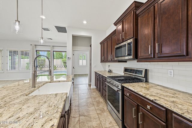 10646 E NIDO Avenue, Mesa, AZ 85209