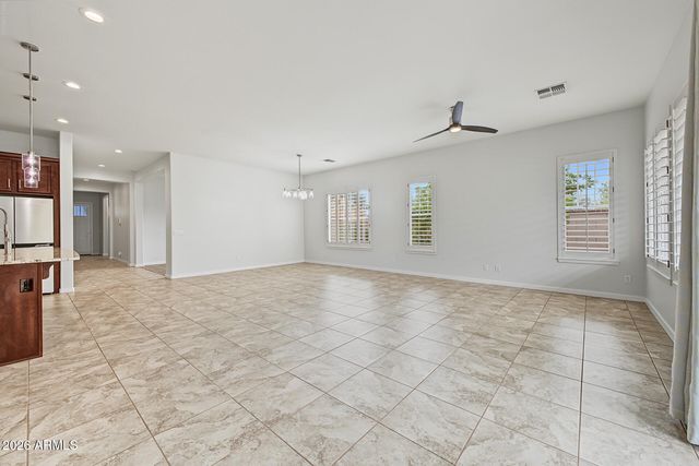 10646 E NIDO Avenue, Mesa, AZ 85209