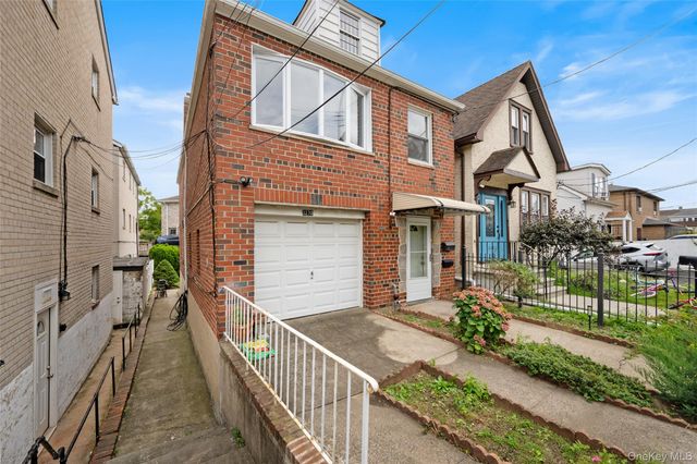 3270 Middletown Road, Bronx, NY 10465