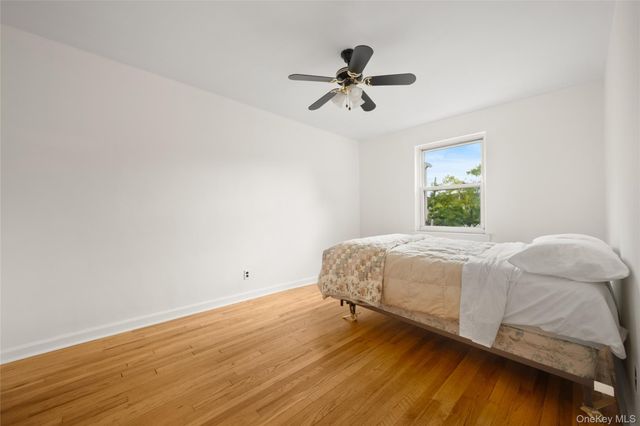 3270 Middletown Road, Bronx, NY 10465