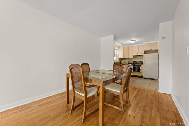 3270 Middletown Road, Bronx, NY 10465