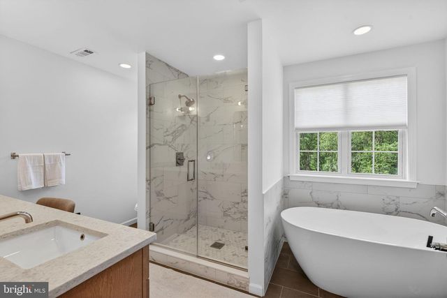 4 QUIET BROOK CT, Parkton, MD 21120